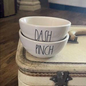 Rae Dunn stacking mini bowls